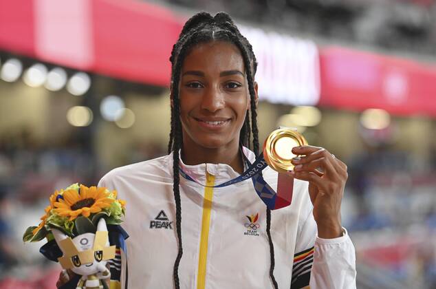 TOKYO, JAPAN - AUGUST 06 : Thiam Nafissatou (Bel) Athletics Heptathlon (Female) Gold Medal - Women s Heptathlon Podium ceremony during the Tokyo 2020 Summer Olympic Games, Olympische Spiele, Olympia, OS on August 6, 2021 in Tokyo, Japan, 06 08 2021 JO 2020 : Jeux Olympiques - JO2020 - Tokyo - 06 08 2021 PhotoNews Panoramic 