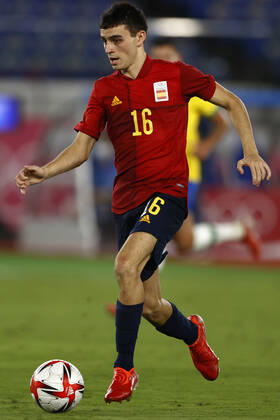 Pedri GONZALEZ (ESP), Einzelaktion mit Ball, Aktion, Brasilien - Spanien BRA - ESP 2:1 nach Verlaengerung AET, Fussball, Finale der Maenner, Football Men Gold Medal Match at International Stadium Yokohama 07.08.2021 Olympische Sommerspiele 2020, vom 23.07. - 08.08.2021 in Tokio Japan.