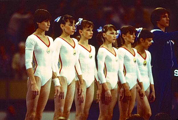 Gymnastics Nadia Comanici Nadia Comaneci (ROM)-L- with Romanian teamates at the 1979 World Artistic Gymnastics Championships, Fort Worth, TX Fort Worth Texas United States Copyright: xStevenxExxSutton DUOMO PCNx GY0902_030220