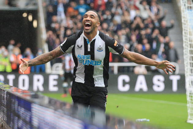Football - Premier League - Newcastle United v West Ham United 15th August 2021 - Premier League - Newcastle United v West Ham United - Callum Wilson of Newcastle United celebrates after scoring their 1st goal - Photo: Simon Stacpoole Offside. Newcastle-upon-Tyne UK Copyright: xSimonxStacpoolexOffside