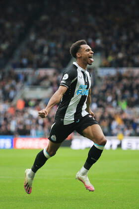 Football - Premier League - Newcastle United v West Ham United 15th August 2021 - Premier League - Newcastle United v West Ham United - Jacob Murphy of Newcastle United celebrates after scoring their 2nd goal - Photo: Simon Stacpoole Offside. Newcastle-upon-Tyne UK Copyright: xSimonxStacpoolexOffside