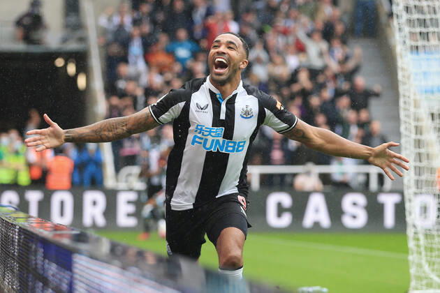 Football - Premier League - Newcastle United v West Ham United 15th August 2021 - Premier League - Newcastle United v West Ham United - Callum Wilson of Newcastle United celebrates after scoring their 1st goal - Photo: Simon Stacpoole Offside. Newcastle-upon-Tyne UK Copyright: xSimonxStacpoolexOffside