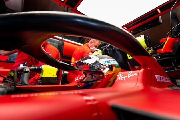F1 Grand Prix of the Netherlands 55 Carlos Sainz (ESP, Scuderia Ferrari Mission Winnow), F1 Grand Prix of the Netherlands at Circuit Zandvoort on September 2, 2021 in Zandvoort, Netherlands. (Photo by COLOMBO IMAGES FIA Pool via HOCH ZWEI) Zandvoort Netherlands Poolfoto HOCH ZWEI Pool COLOMBO IMAGES ,EDITORIAL USE ONLY