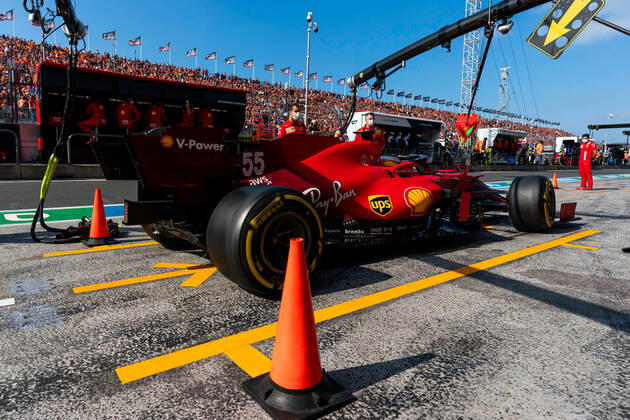 F1 Grand Prix of the Netherlands 55 Carlos Sainz (ESP, Scuderia Ferrari Mission Winnow), F1 Grand Prix of the Netherlands at Circuit Zandvoort on September 2, 2021 in Zandvoort, Netherlands. (Photo by COLOMBO IMAGES FIA Pool via HOCH ZWEI) Zandvoort Netherlands Poolfoto HOCH ZWEI Pool COLOMBO IMAGES ,EDITORIAL USE ONLY