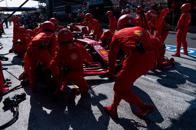 F1 Grand Prix of the Netherlands 55 Carlos Sainz (ESP, Scuderia Ferrari Mission Winnow), F1 Grand Prix of the Netherlands at Circuit Zandvoort on September 5, 2021 in Zandvoort, Netherlands. (Photo by COLOMBO IMAGES FIA Pool via HOCH ZWEI) Zandvoort Netherlands Poolfoto HOCH ZWEI Pool COLOMBO IMAGES ,EDITORIAL USE ONLY