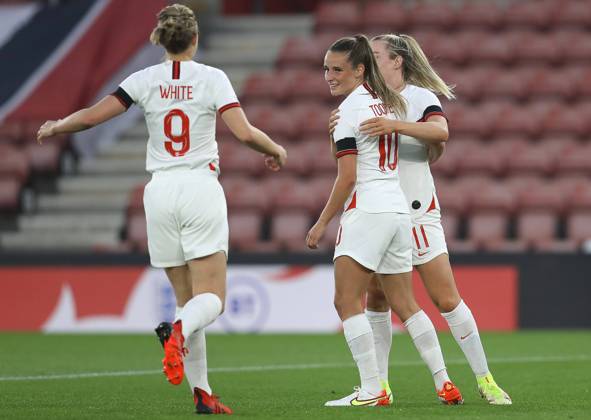 Southampton, England, 17th September 2021. Ella Toone (C) of England celebrates after she scores the first goal during the FIFA 2023 Women s World Cup Qualifying match at St Mary s Stadium, Southampton. Picture credit should read: Paul Terry Sportimage EDITORIAL USE ONLY. No use with unauthorised audio, video, data, fixture lists, club league logos or live services. Online in-match use limited to 120 images, no video emulation. No use in betting, games or single club league player publications. SPI-1202-0007