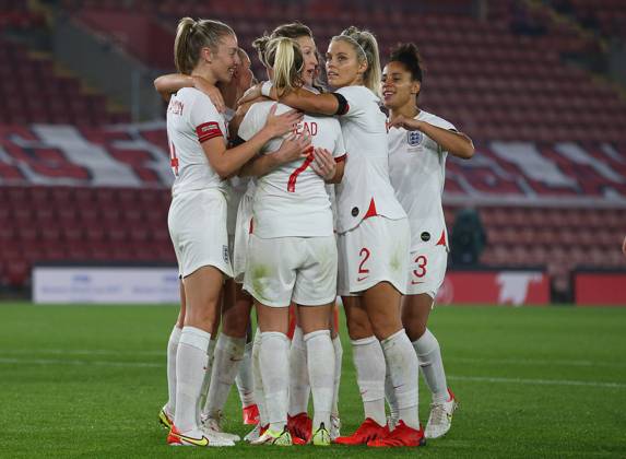 Southampton, England, 17th September 2021. Ellen White of England celebrates after scoring to make it 4-0 during the FIFA 2023 Women s World Cup Qualifying match at St Mary s Stadium, Southampton. Picture credit should read: Paul Terry Sportimage EDITORIAL USE ONLY. No use with unauthorised audio, video, data, fixture lists, club league logos or live services. Online in-match use limited to 120 images, no video emulation. No use in betting, games or single club league player publications. SPI-1202-0057