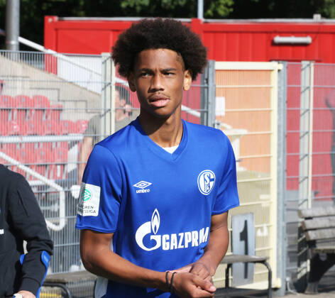 A Junioren Bundesliga Staffel West, Saison 2021 2022, 2. Spieltag, Fortuna Düsseldorf U 19 - Schalke U 19, -- Sidi Guessor Sane ( Schalke U 19 ) Portrait