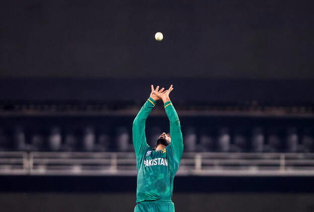 24th October 2021; Dubai International Cricket Stadium; Pakistan& x2019;s Shadab Khan takes a catch to dismiss India& x2019;s Rishabh Pant during the ICC Men s T20 World Cup match between India and Pakistan at Dubai International Cricket Stadium  ActionPlus12334169 DavidxGray