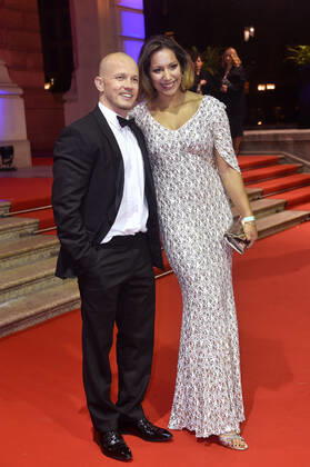 Fabian Hambüchen mit Freundin Viktoria Feldbusch beim 39. Deutschen SportpresseBall 2021 in der Alten Oper. Frankfurt, 06.11.2021