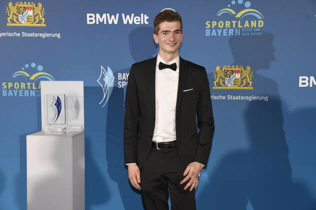 Lukas Kohl bei der 20. Verleihung des Bayerischen Sportpreises 2021 in der BMW-Welt München. München, 06.11.2021