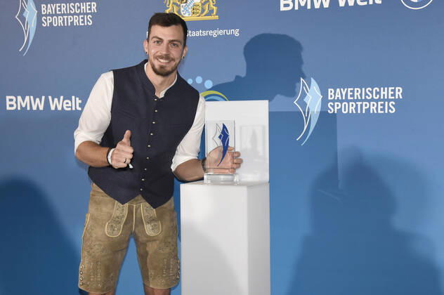 Sideris Tasiadis bei der 20. Verleihung des Bayerischen Sportpreises 2021 in der BMW-Welt München. München, 06.11.2021