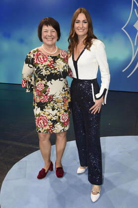 Diana Stachowitz und Denise Schindler bei der 20. Verleihung des Bayerischen Sportpreises 2021 in der BMW-Welt München. München, 06.11.2021