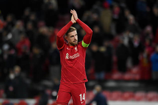 UEFA Champions League Liverpool v FC Porto Jordan Henderson 14 of Liverpool applauds the home supporters at the end of the game after his side beat FC Porto 2-0 Liverpool Anfield Merseyside United Kingdom Copyright: xSimonxWhitehead NewsxImagesx