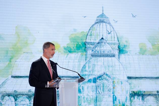 Spain s King Felipe VI delivers a speech during the welcome dinner to the assistants of the 24th edition of the World Tourism Organization (WTO) Assembly held at Cibeles Palace, in Madrid, central Spain, 30 November 2021. 24th World Tourism Organization Assembly !ACHTUNG: NUR REDAKTIONELLE NUTZUNG! Copyright: xJuanjoxMartinx GRAF5732 20211130-2468580907aa1775d6dc66294acb9444ed981418