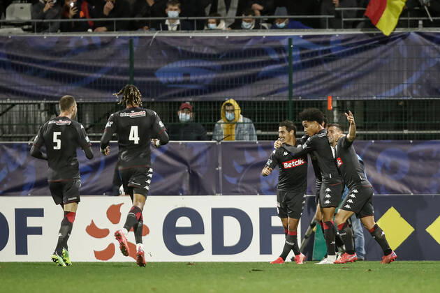 Joie des joueurs de l AS Monaco apres le but de Kevin Volland (AS Monaco) FOOTBALL : 16e finale de la Coupe de France - Quevilly-Rouen vs AS Monaco - 02 01 2022 AurelienMorissard Panoramic