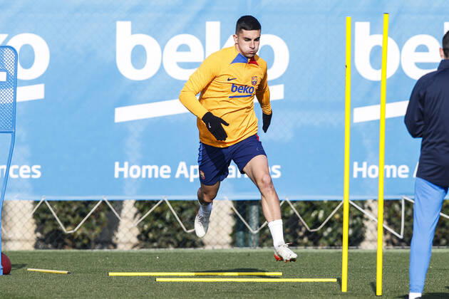 FC Barcelona, Barca Training Session Ferran Torres during the FC Barcelona training session previous at Copa del Rey match between Atletico de Bilbao at Ciutat Esportiva Joan Gamper on January 19, 2022 in Barcelona. Barcelona Spain Spain  Copyright: xXavierxBonillax originalFilename:bonilla-fcbarcel220119_npITx