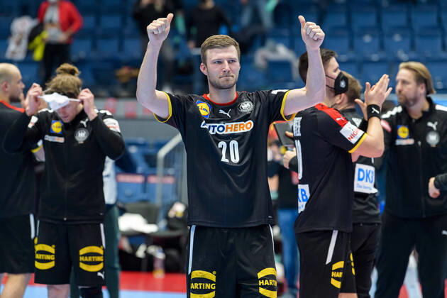 Bilder des Jahres 2022, Sport 01 Januar Sport Themen der Woche KW04 Sport Bilder des Tages Bratislava, 25. Januar 2022: Handball EHF EM, Hauptrunde, Gruppe 2, Deutschland - Russland Philipp Weber (Deutschland SC Magdeburg) Bratislava Ondreja Nepelu Arena Slovakia