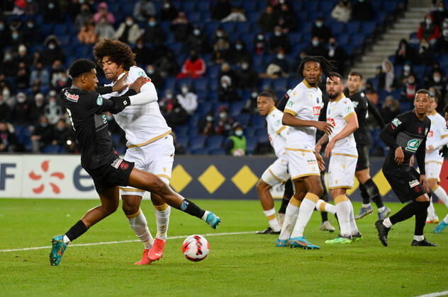 OGC Nice defeats Paris Saint Germain in a penalty shootout at the Parc des Princes in the 8th round of the French Cup on January 31, 2022. JulienxMattiax xLexPictorium LePictorium_0258809
