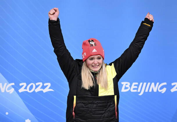 BERREITER Anna Team GER Rodeln der Frauen 2.Platz Siegerehrung am Dienstag den 08.02.2022 in Yanqing Olympische Winterspiele 2022 in Peking China