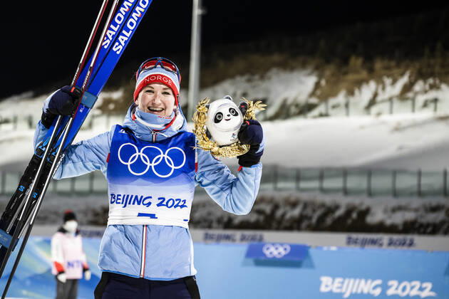220211 Marte Olsbu Roiseland of Norway celebrates after competing in women s biathlon 7,5 km sprint during day 7 of the 2022 Winter Olympics on February 11, 2022 in Zhangjiakou. Photo: Jon Olav Nesvold BILDBYRAN COP 217 VG0237 bbeng skidskytte biathlon skiskyting Olympic Games, Olympische Spiele, Olympia, OS olympics winter olympics os ol olympiska spel vinter-os olympiske leker peking peking 2022 beijing 2022 beijing 2022 olympic games beijing 2022 winter olympic games peking-os beijing-ol vinter-ol dam jubel norge Copyright: JONxOLAVxNESVOLD BB220211JE172