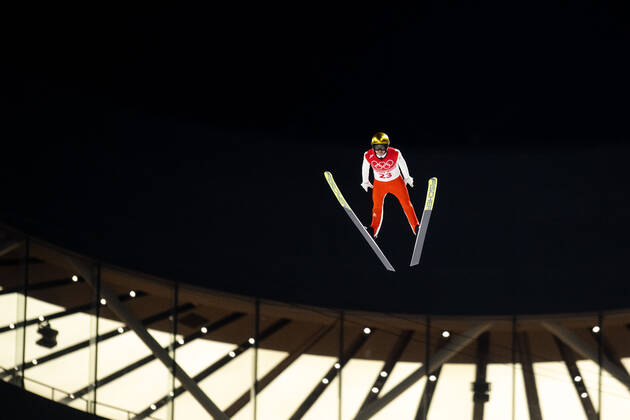 220212 Simon Ammann of Switzerland competes in men s Ski jumping, Skispringen, Ski, nordisch large hill individual during day 8 of the 2022 Winter Olympics on February 12, 2022 in Zhangjiakou. Photo: Jon Olav Nesvold BILDBYRAN COP 217 JE0039 backhoppning ski jumping skihopping Olympic Games, Olympische Spiele, Olympia, OS olympics winter olympics os ol olympiska spel vinter-os olympiske leker peking peking 2022 beijing 2022 beijing 2022 olympic games beijing 2022 winter olympic games peking-os beijing-ol vinter-ol 8 bbeng Copyright: JONxOLAVxNESVOLD BB220212JE114