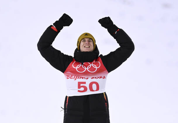 GEIGER Karl Team GER 3.Platz Ski Springen der Maenner grosse Schanze am Samstag den 12.02.2022 Ski jumping, Skispringen, Ski, nordisch Center in Zhangjiakon Olympische Winterspiele 2022 in Peking China