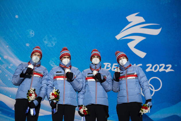 220213 Emil Iversen, Pal Golberg, Hans Christer Holund and Johannes Hosflot Klaebo of Norway with their silver medals at the medal ceremony for men s cross-country skiing 4 x 10 km relay during day 9 of the 2022 Winter Olympics on February 13, 2022 in Zhangjiakou. Photo: Jon Olav Nesvold BILDBYRAN COP 217 JE0041 Olympic Games, Olympische Spiele, Olympia, OS olympics winter olympics os ol olympiska spel vinter-os olympiske leker peking peking 2022 beijing 2022 beijing 2022 olympic games beijing 2022 winter olympic games peking-os beijing-ol vinter-ol 9 bbeng norge Copyright: JONxOLAVxNESVOLD BB220213JE111