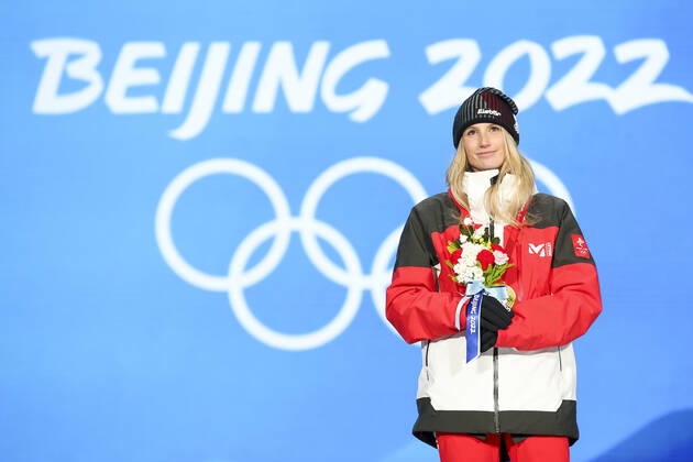 OLYMPICS - Winter Olympic Games, Olympische Spiele, Olympia, OS Beijing 2022 BEIJING,CHINA,15.FEB.22 - OLYMPICS, SNOWBOARDING - Winter Olympic Games Beijing 2022, Big Air, ladies, award ceremony. Image shows Anna Gasser (AUT). Keywords: medal.  GEPAxpictures xPatrickxSteiner