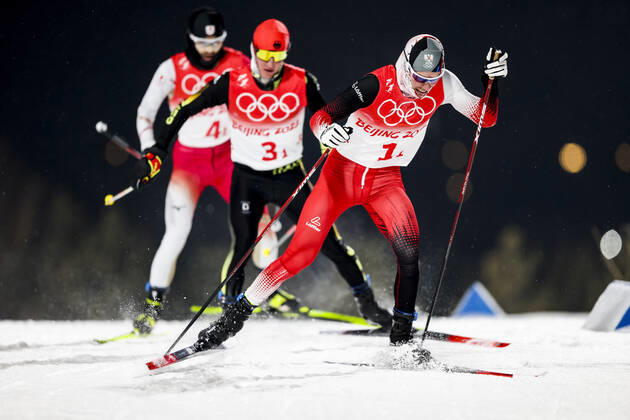 OLYMPICS - Winter Olympic Games, Olympische Spiele, Olympia, OS Beijing 2022 ZHANGJIAKOU,CHINA,17.FEB.22 - OLYMPICS, NORDIC SKIING, NORDIC COMBINED, CROSS COUNTRY - Winter Olympic Games Beijing 2022, 4x5km, team event. Image shows Yoshito Watabe (JPN), Manuel Faisst (GER) and Franz-Josef Rehrl (AUT). GEPAxpictures xPatrickxSteiner