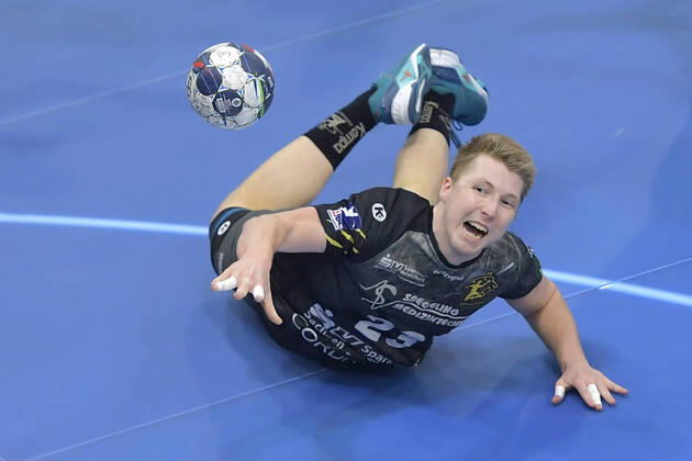 Bilder des Jahres 2022, Sport 02 Februar Sport Themen der Woche KW 07 Sport Bilder des Tages Dresdens Ivar Stavast, 20.02.2022, HC Elbflorenz Dresden - TV Großwallstadt, (c) Dresden Sachsen