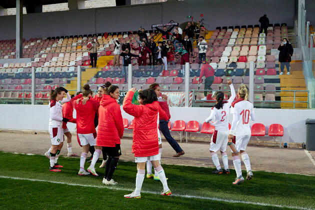 Morocco women™s national soccer team players and officials celebrate winning the VisitMalta Women s International Trophy 2022 tournament after beating Moldova 4-0 in the final soccer match between Morocco and Moldova at the Tony Bezzina Stadium, Paola, Malta on 22 February 2022. Morocco v Moldova Women™s VMW_22