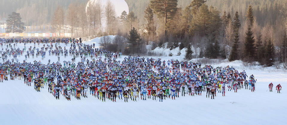 Bilder des Jahres 2022, Sport 03 März Sport Themen der Woche KW09 Sport Bilder des Tages 220306 Skiers in the start of Vasaloppet on March 6, 2022 in Mora. Photo: Daniel Eriksson BILDBYRAN COP 173 DE0102 skidor cross-country skiing langrenn vasaloppet bbeng Copyright: DANIELxERIKSSON BB220306BB616