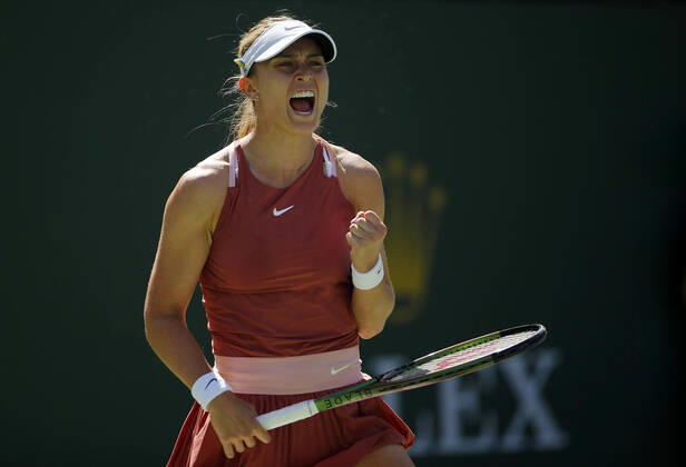 Bilder des Jahres 2022, Sport 03 März Sport Themen der Woche KW11 Mandatory Credit: Photo by Ella Ling Shutterstock (12849404v) Paula Badosa of Spain celebrates BNP Paribas Open, Tennis, Day 9, Indian Wells Tennis Garden, California, USA - 17 Mar 2022 BNP Paribas Open, Tennis, Day 9, Indian Wells Tennis Garden, California, USA - 17 Mar 2022 Copyright: xEllaxLing Shutterstockx 12849404v