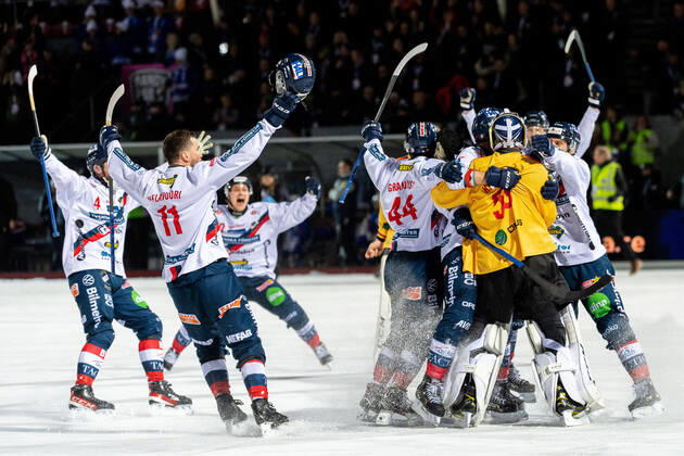 Bilder des Jahres 2022, Sport 03 März Sport Themen der Woche KW11 220319 Edsbyns spelare jublar efter segern i finalen i Elitserien mellan Villa Lidköping och Edsbyn den 19 mars 2022 i Uppsala. Copyright: JONATHANxNÄCKSTRAND BB220319JN156