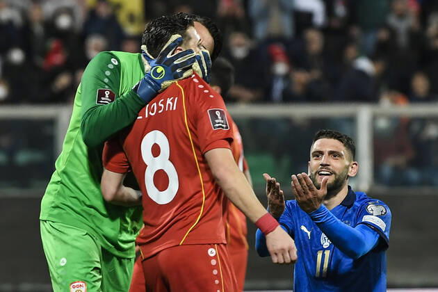 Bilder des Jahres 2022, Sport 03 März Sport Themen der Woche KW12 Photo LaPresse - Fabio Ferrari March, 24 2022 Palermo, Italy soccer Italy vs Macedonia del Nord - Playoff Qatar World Cup Qualifiers - Renzo Barbera stadium of Palermo In the pic:Domenico Berardi (Italy)Stole Dimitrievski (Macedonia del Nord)Ezgjan Alioski(Macedonia del Nord)  Copyright: xFabioxFerrari LaPressex