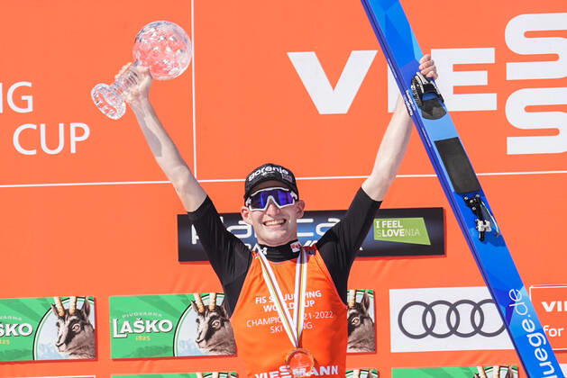 !!!PRINT PODPISYWAC JAKO ALEKSANDRA LYSZCZARZ !!! 27.03.2022 PLANICA SLOWENIA SLOVENIA VIESSMAN PUCHAR SWIATA W SKOKACH NARCIARSKICH INDIVIDUAL KONKURS INDYWIDUALNY FIS Ski jumping, Skispringen, Ski, nordisch WORLD CUP, MEN FLYING EVENT CONTEST N Z: Jelar Ziga Mateusz Januszek NEWSPIX.PL --- Newspix.pl  MJ9720220327-05582