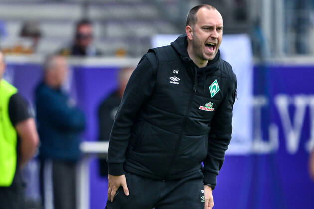Fußball: 2. Bundesliga, Saison 2021 2022, 33. Spieltag, FC Erzgebirge Aue - SV Werder Bremen am 08.05.2022 in Erzgebirgsstadion in Aue-Bad Schlema. -TK- Bremens Trainer Ole Werner schreit wütend. DFL REGULATIONS PROHIBIT ANY USE OF PHOTOGRAPHS AS IMAGE SEQUENCES AND OR QUASI-VIDEO. Copyright: xTeresaxKrögerx