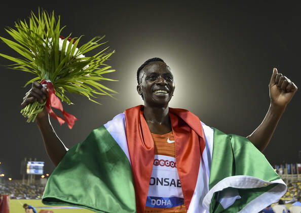 Bilder des Jahres 2022, Sport 05 Mai Sport Themen der Woche KW19 (220514) -- DOHA, May 14, 2022 -- Francine Niyonsaba of Burundi celebrates after winning the women s 3,000m race at the 2022 Diamond League athletics meeting at Suhaim bin Hamad Stadium in Doha, capital of Qatar, May 13, 2022. ) (SP)QATAR-DOHA-ATHLETICS-DIAMOND LEAGUE-WOMEN S 3000M Nikku 