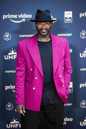 Fußball, Trophees UNFP Verleihung in Paris Djibril Cisse FOOTBALL : 30e Ceremonie des Trophees UNFP - Paris - 15 05 2022 JBAutissier Panoramic 
