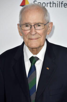 Hans Wilhelm Gäb bei der Verleihung der Goldenen Sportpyramide 2022 in der Hauptstadtrepräsentanz der Deutschen Telekom AG. Berlin, 20.05.2022