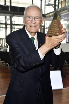 Hans Wilhelm Gäb bei der Verleihung der Goldenen Sportpyramide 2022 in der Hauptstadtrepräsentanz der Deutschen Telekom AG. Berlin, 20.05.2022