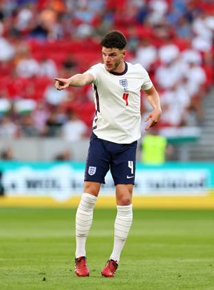Budapest, Hungary, 4th June 2022. Declan Rice of England during the UEFA Nations League match at Puskas Arena, Budapest. Picture credit should read: David Klein Sportimage EDITORIAL USE ONLY. No use with unauthorised audio, video, data, fixture lists, club league logos or live services. Online in-match use limited to 120 images, no video emulation. No use in betting, games or single club league player publications. SPI-1726-0216