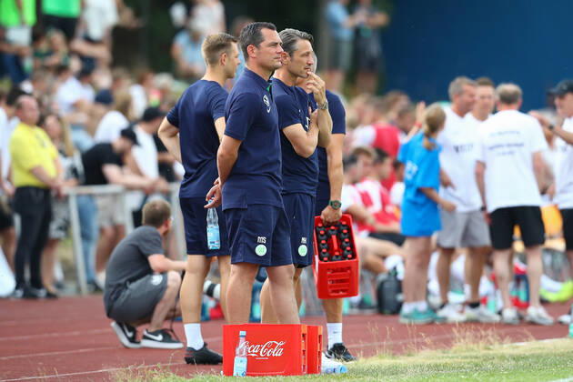 25.06.2022, xtgx, Fussball Testspiel, WAZ Veltins Auswahl - VfL Wolfsburg emspor, v.l. Marcel Schaefer (Wolfsburg, Sportdirektor), Niko Kovac (Wolfsburg, Trainer) (DFL DFB REGULATIONS PROHIBIT ANY USE OF PHOTOGRAPHS as IMAGE SEQUENCES and or QUASI-VIDEO) Fallersleben