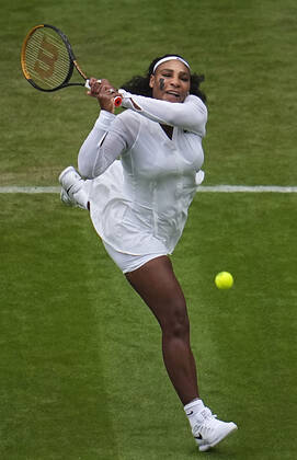Tennis: Wimbledon championships Serena Williams of the United States plays against Harmony Tan of France in the first round of the Wimbledon tennis tournament in London on June 28, 2022. A14AA0001307452P