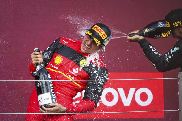 Bilder des Jahres 2022, Sport 07 Juli Sport Themen der Woche KW26 Sport Bilder des Tages 55 Carlos Sainz (ESP, Scuderia Ferrari), F1 Grand Prix of Great Britain at Silverstone Circuit on July 3, 2022 in Silverstone, United Kingdom. (Photo by HOCH ZWEI) Silverstone United Kingdom