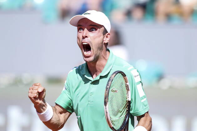Bilder des Jahres 2022, Sport 07 Juli Sport Themen der Woche KW30 Sport Bilder des Tages TENNIS - ATP, Tennis Herren Generali Open 2022 KITZBUEHEL,AUSTRIA,28.JUL.22 - TENNIS - ATP World Tour, Generali Open. Image shows the rejoicing of Roberto Bautista Agut (ESP).  GEPAxpictures xPatrickxSteiner