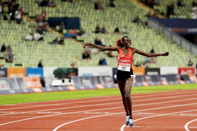 Bilder des Jahres 2022, Sport 08 August Sport Themen der Woche KW33 Sport Bilder des Tages European Championships Munich22; Leichtathletik, 15.08.2022 Yasemin Can (TUR) ueber 10000m am 15.08.2022 bei den Leichtathletik-Europameisterschaften in Muenchen Copyright: xBEAUTIFULxSPORTS Flatemerschx