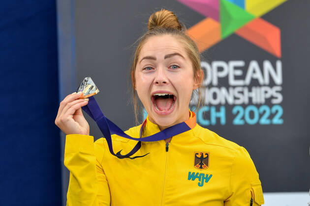 Sport Themen der Woche KW33 Sport Bilder des Tages 17.08.2022, xkaix, Leichtathletik European Championships, emspor, v.l. Gina Lueckenkemper ist Europameisterin