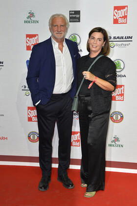 Rudi Völler und seine Ehefrau Sabrina Völler bei der Verleihung vom Bild Award am 22.08.2022 in Hamburg Sport Bild Award 2022 Verleihung in Hamburg
